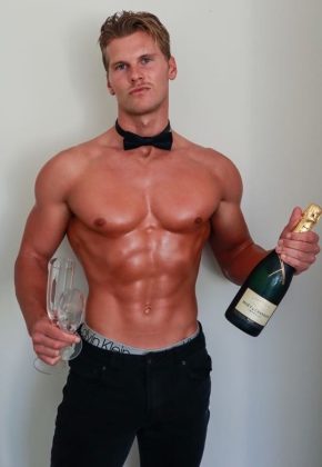 perth waiter sam Magic men perth topless waiter sam