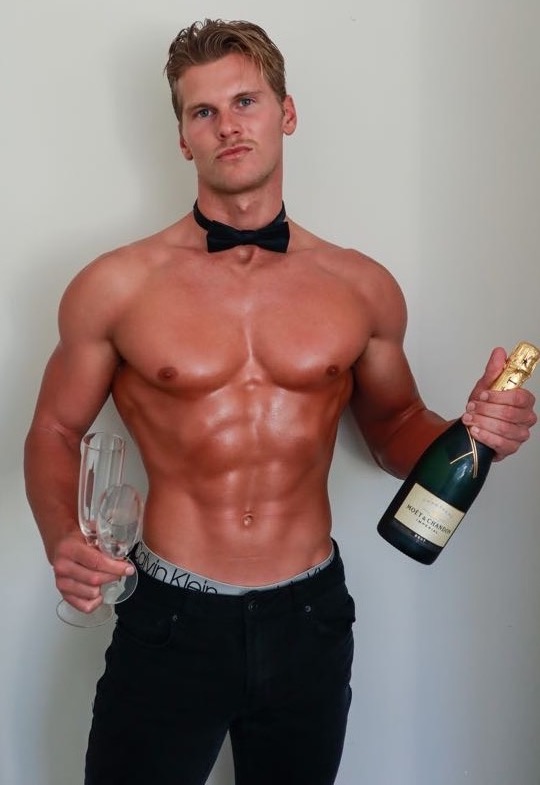 Magic men perth topless waiter sam